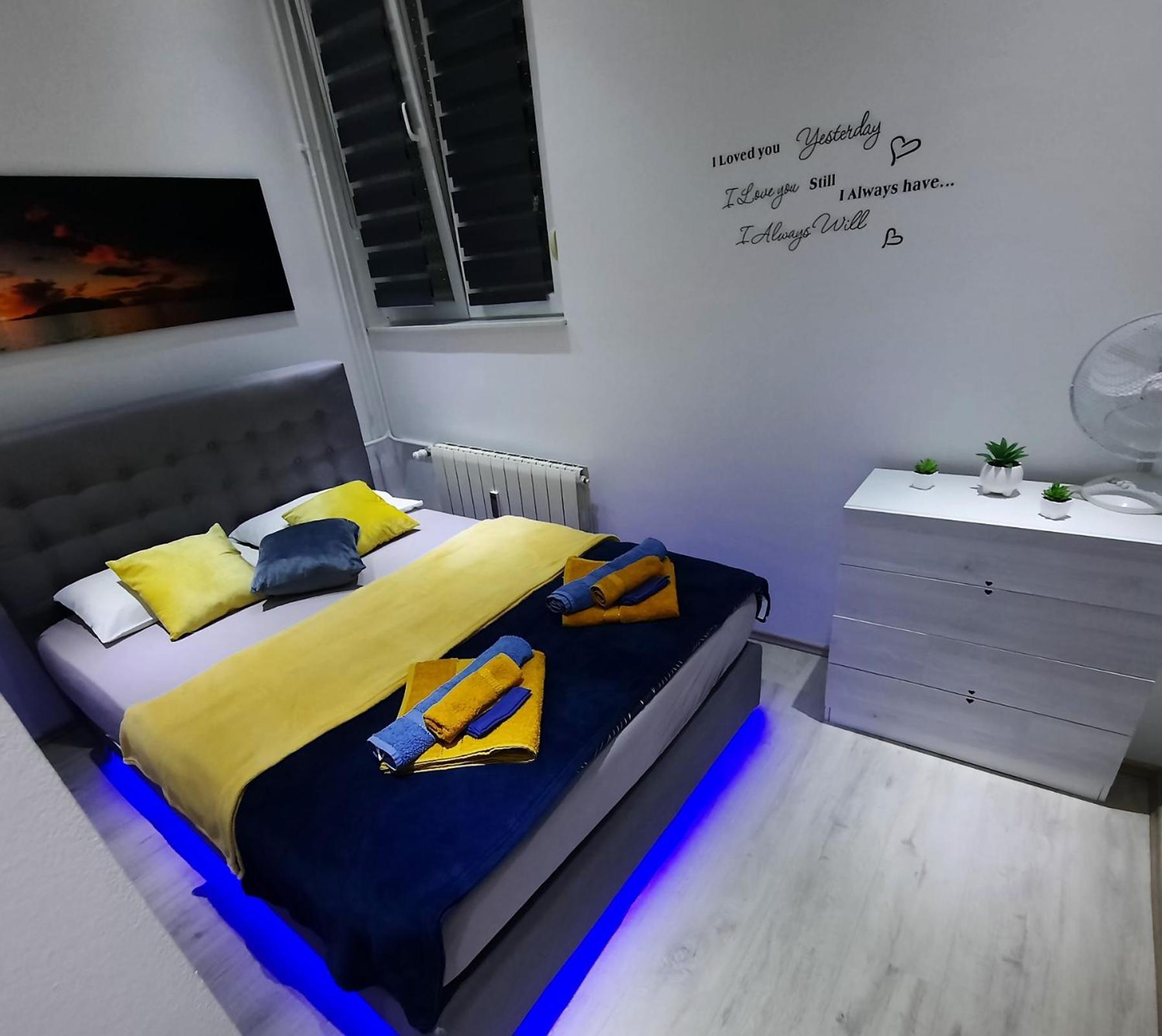 Apartment Alex Rijeka Bagian luar foto